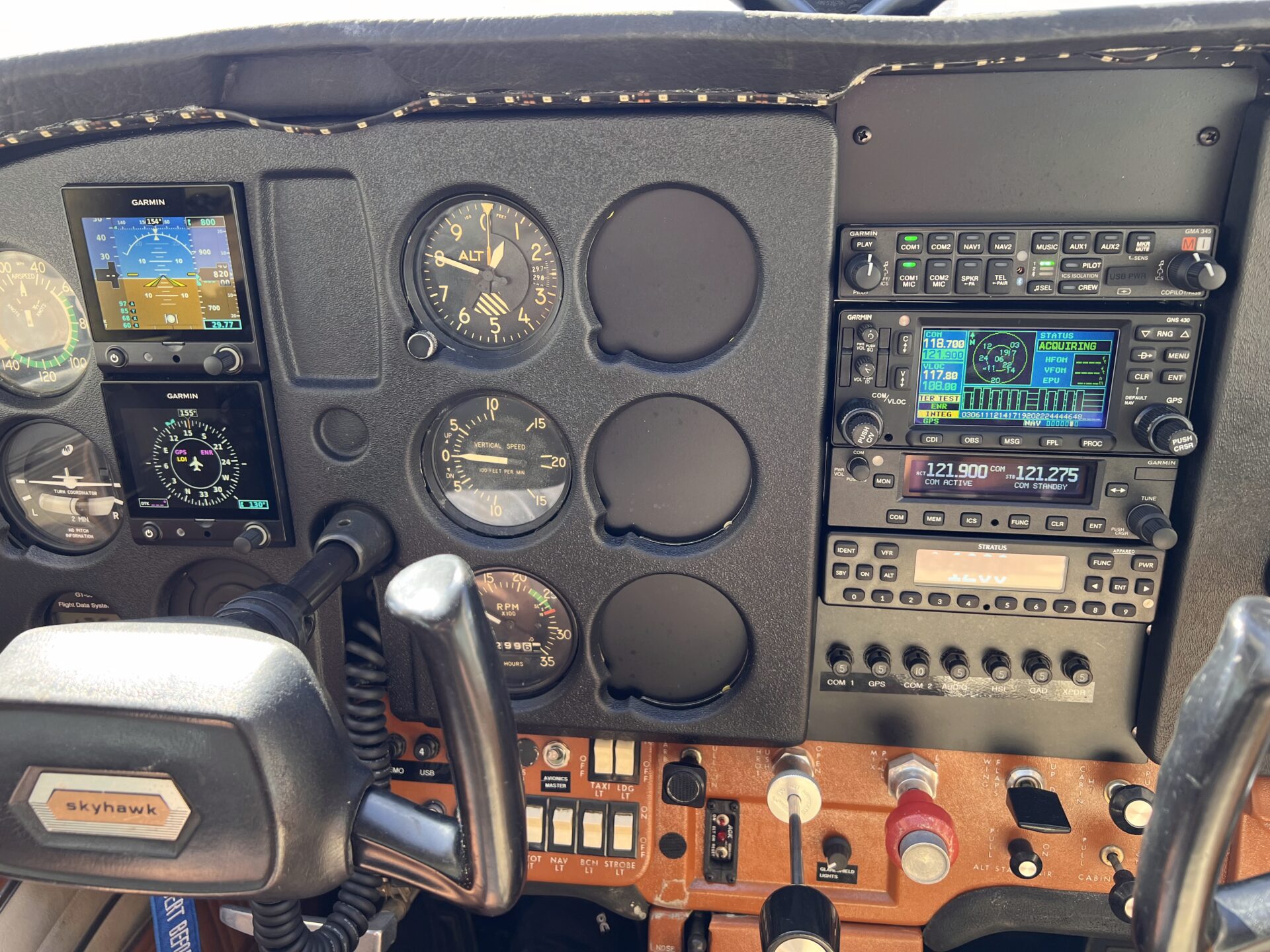 N61684 Cessna 172M Garmin GNS 430W cockpit panel KTOP
